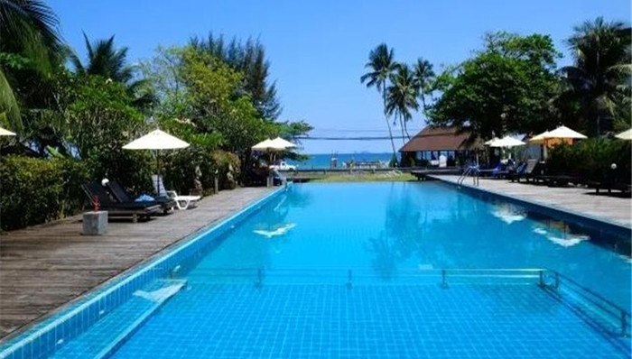 烟花三月下春蓬，泰国南部小城探秘