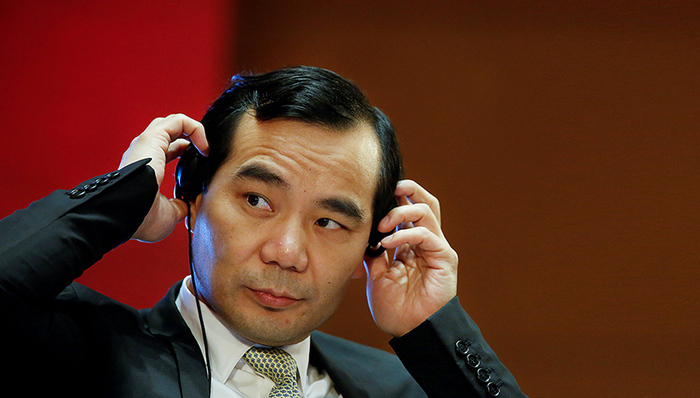 吴小晖案今日上午开庭审理