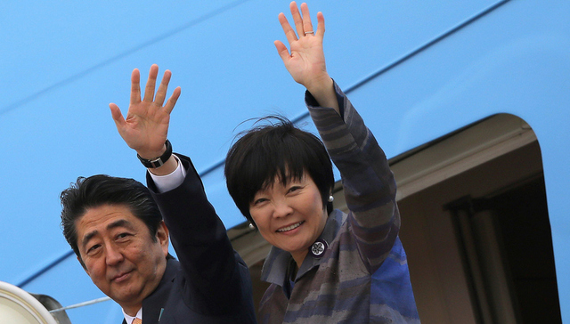 暴风眼中的安倍昭惠：非典型日本首相夫人