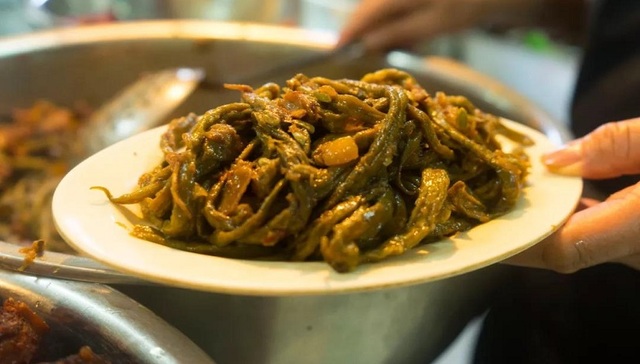 作为一个哈尔滨人，我觉得北京的东北菜都是扯犊子