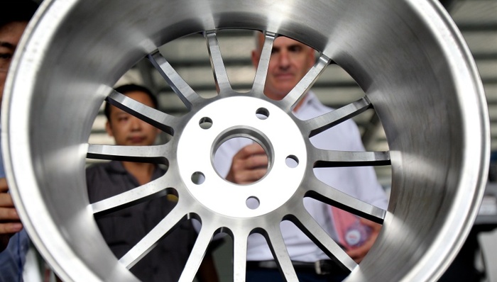 美国再启钢制轮毂“双反”调查 大宗商品静观贸易摩擦走向