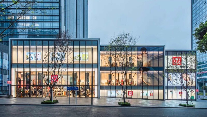 优衣库在深圳开了一家超大店 把和它有关的穿衣概念都装了进去