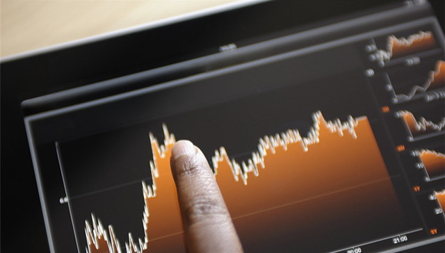 两融余额重回万亿大关 超图软件获抢筹涨幅超三成