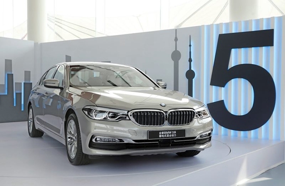 宝马用一款极具竞争力的本土化新能源车型树立未来出行的标杆