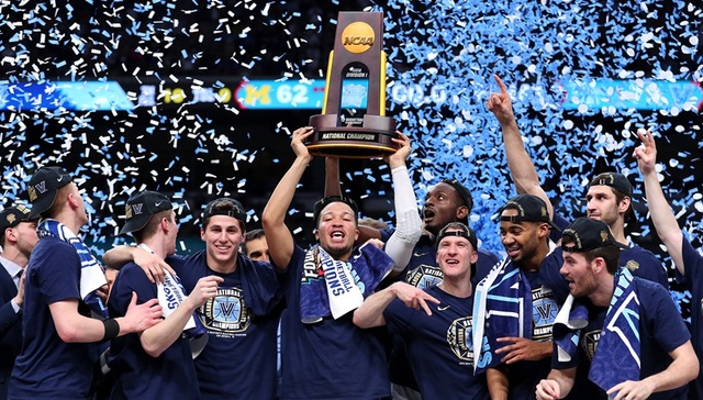 【体育晚报】维拉诺瓦加冕NCAA冠军 权健申花收亚足联罚单