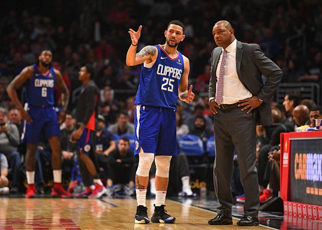 西部冲刺阶段：马刺雷霆稳妥 快船命悬一线