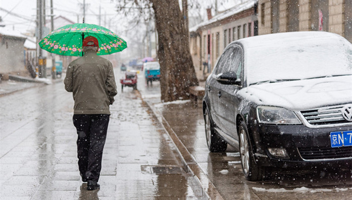 暴雪,积雪,河北北部,山西北部,局地,蓝色,内蒙古中部,中央气象台,冻害,电力