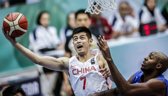 签约男篮国手方硕 耐克加码中国篮球市场