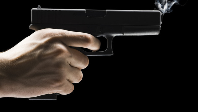 沈阳男子持钢珠枪杀死3名村民 被围捕时自杀