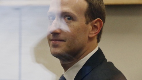 Facebook关键听证会证词公布：小扎“认错”