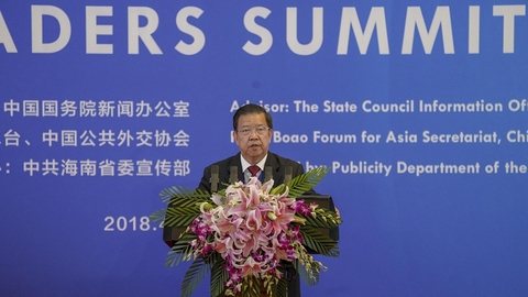 【博鳌现场】龙永图：中国最大的问题之一是“我们的政府互相扯皮”