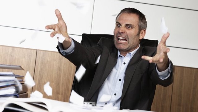 为什么广告人对甲方的疯狂吐槽 也可以成为创意？