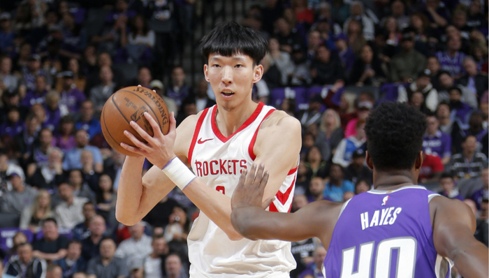 【体育晚报】NBA季后赛首轮对阵表出炉 国足最新世界排名下跌8位