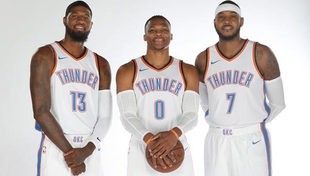 三巨头合力，雷霆季后赛之路：一人留两人疚三人常梦游