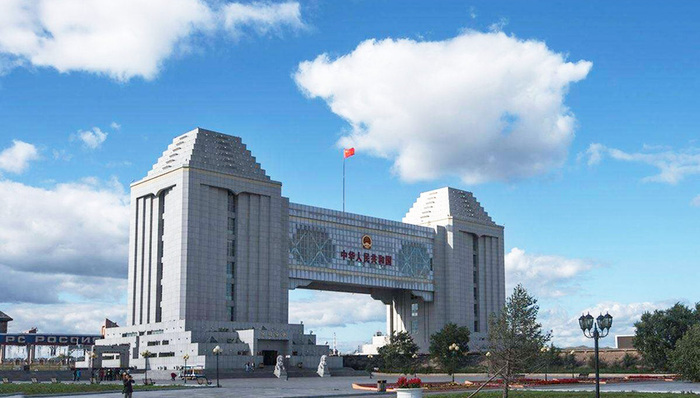 边境旅游,试验区,边境地区,旅游目的地,旅游吸引物,旅游投融资,旅游发展,旅游人才,旅游产业,旅游交