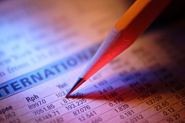 香港金管局保卫弱势港元 基金等机构乐观看待后市