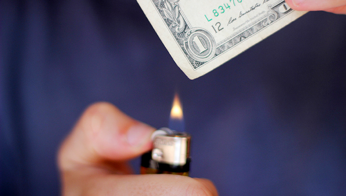 投资风向标,业绩下滑