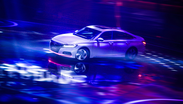 广汽本田雅阁进化到第十代了 可身边的对手却越来越少