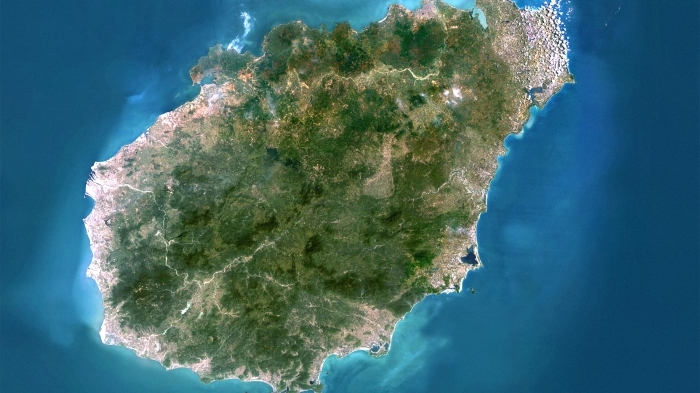 板块股票,板块集体,券商人士,监管部门,上证综指,违法问题,涨停,暴涨,海南高速,私募