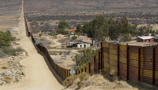 不为人知的故事和后果：普利策奖报道这样展现美墨边境墙