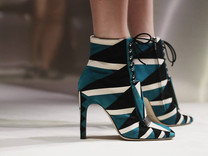 k11创始人郑志刚继续发力时尚投资 这次看上意大利品牌Sergio Rossi