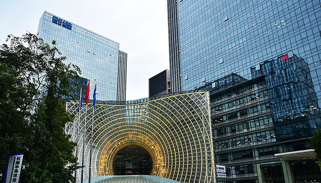 左回购右增持 “创维系”今年业绩能回春？