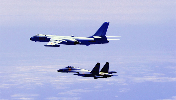 中国空军,台湾岛,绕岛飞行