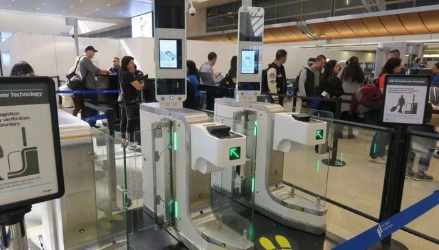 美国国土安全部试行的机场脸部识别扫描将推向全美