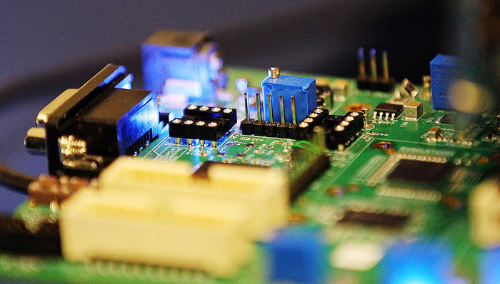 限购,中兴通讯,三星,油价,今日商业精选