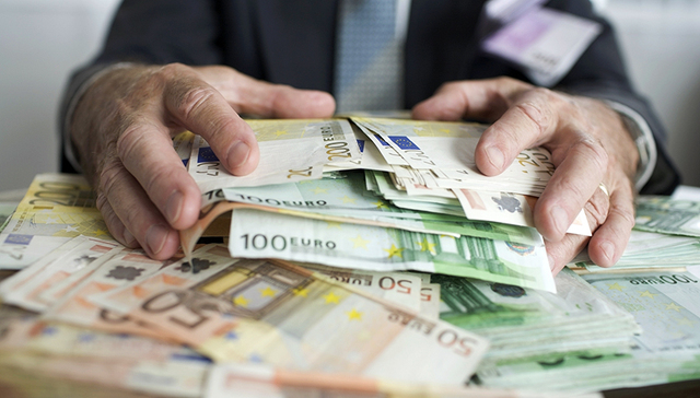 案件,风险防控,集资诈骗,投资,理财,虚拟货币,消费返利,金融创新,双降,处置非法集资条例