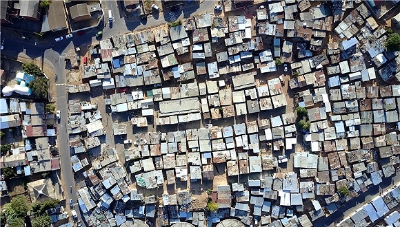 万科；城中村；王石