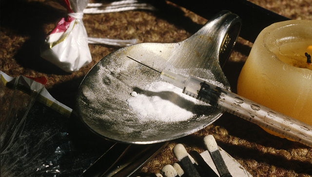 10天生产9吨丧尸药 “猴头菇菌种基地”如何成制毒窝点？