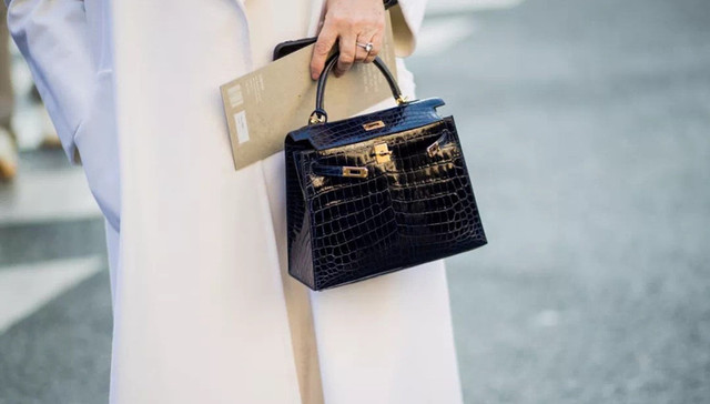 中国买家偏爱Chanel和Hermès 冷落Burberry和BV包