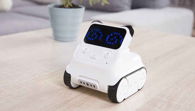 【玩物】码农从娃娃抓起？机器人“程小奔”把编程变成游戏