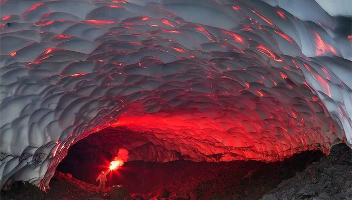 探寻全球最黑暗的10大地下“禁”地！