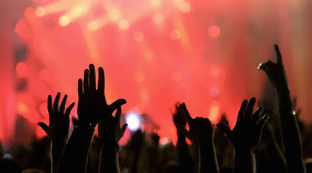 【圆桌·粉丝】从漫威十周年看粉丝与民族主义：“国家面前无偶像”是粉圈护身符