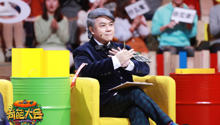 【文娱早报】《奇葩大会》第二季复播上线  康卡斯特以310亿美元收购天空广播公司