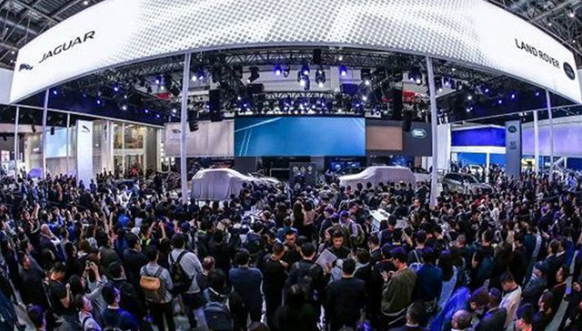 言论|北京车展观后感：越来越拥挤的展台 预示未来绝不会好过