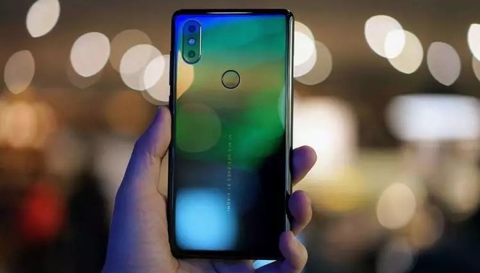 小米,旗舰手机,手机厂商,手机业务,手机品牌,雷军,硬件业务,智能手机,互联网服务,视频教程