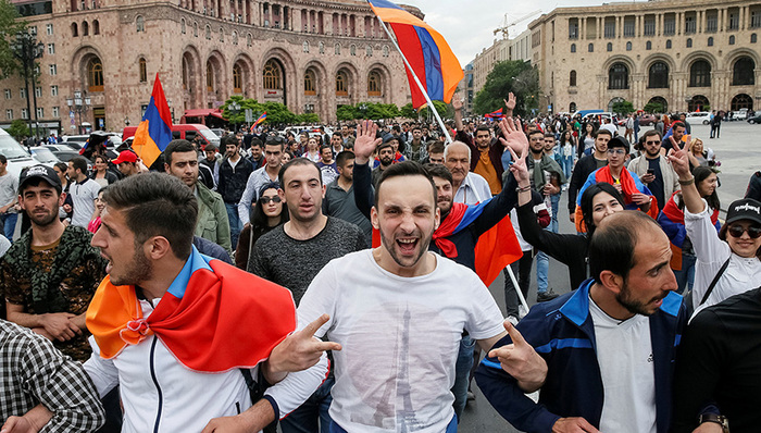 权力游戏,亚洲社会