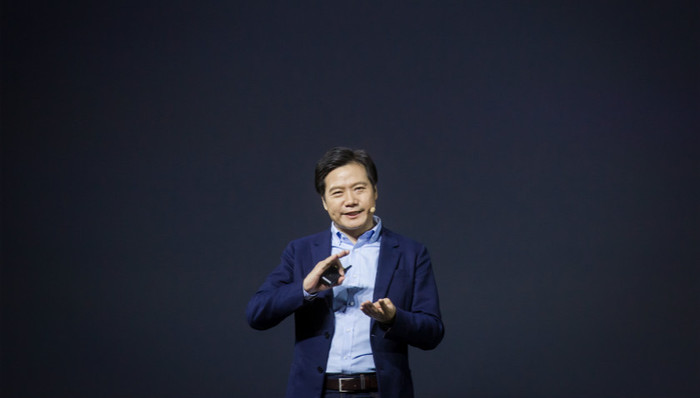 小米,奋斗,智能手机,铁人三项,生态链,发烧友,米粉,互联网公司,互联网服务,商业模式