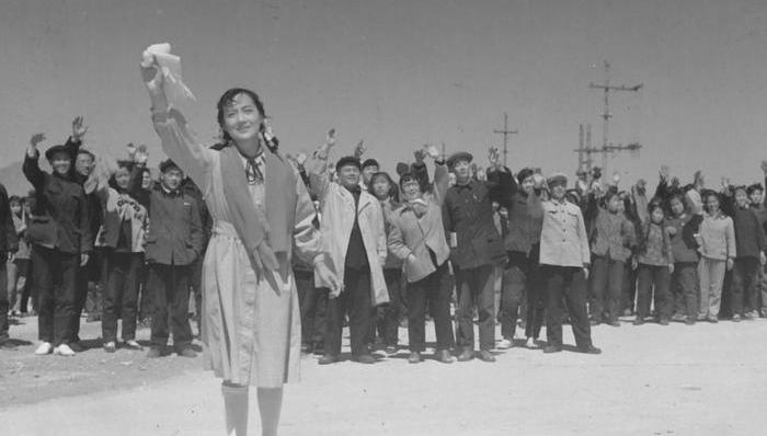 王丹凤,1950年,1941年,终身美丽,终身成就奖,附逆,周璇,红楼梦,左翼电影,怀念