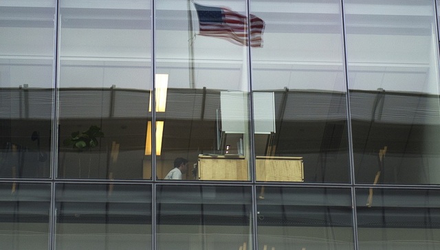 美国失业率降至3.9% 创下近18年来新低