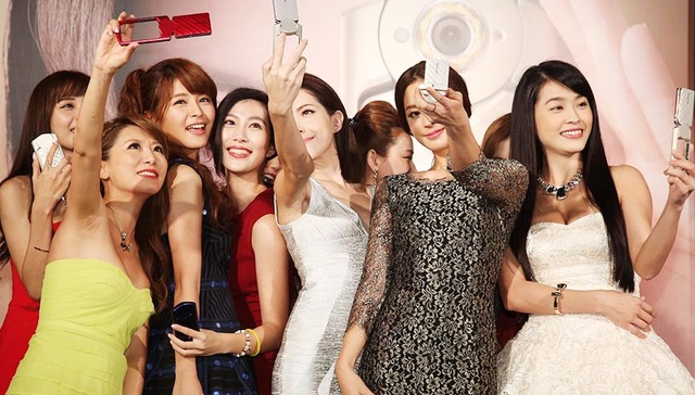 卡西欧,卡西欧数码相机,相机产品,神器,系列数码相机,相机销售,门店数量,自拍神器,全球数码相机,日