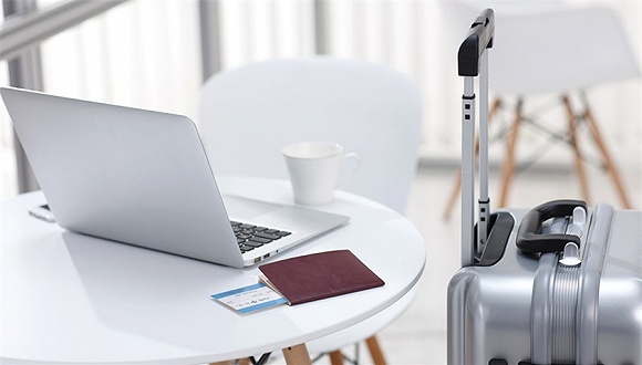 民航局将严肃处理违规机票代理  携程、飞猪承诺严格执行机票退改签收费规定