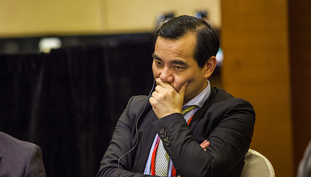 吴小晖,安邦,集资诈骗罪,公开宣判,被告人,投资型保险产品,财险,没收财产,中级人民法院,有期徒刑