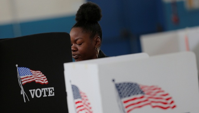 美国中期选举女性参选人显露锋芒 还得感谢特朗普？