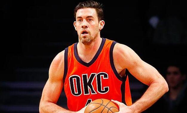 37岁雷霆老将宣布退役 他一生只为一队效力