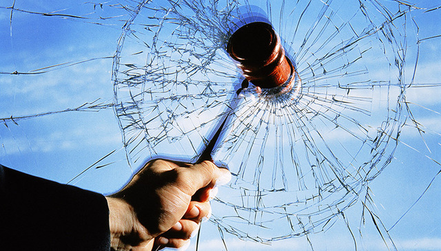 证监会评廖英强案：挑战法律尊严将付出沉重代价