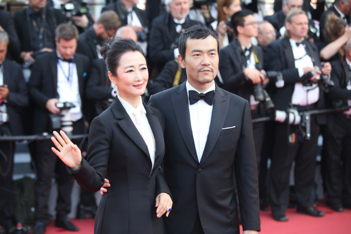 【戛纳】除了成为网红和微商，普通人能怎么走戛纳红毯？